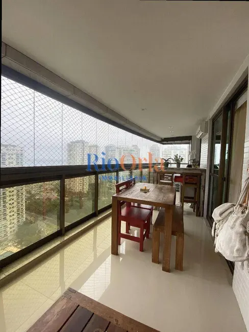 Foto 2 de Apartamento com 3 quartos à venda, 137m2 em Barra da Tijuca, Rio De Janeiro - RJ
