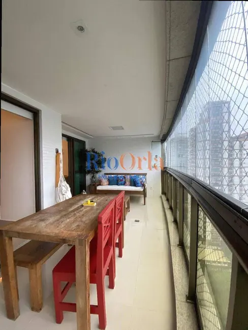 Foto 3 de Apartamento com 3 quartos à venda, 137m2 em Barra da Tijuca, Rio De Janeiro - RJ