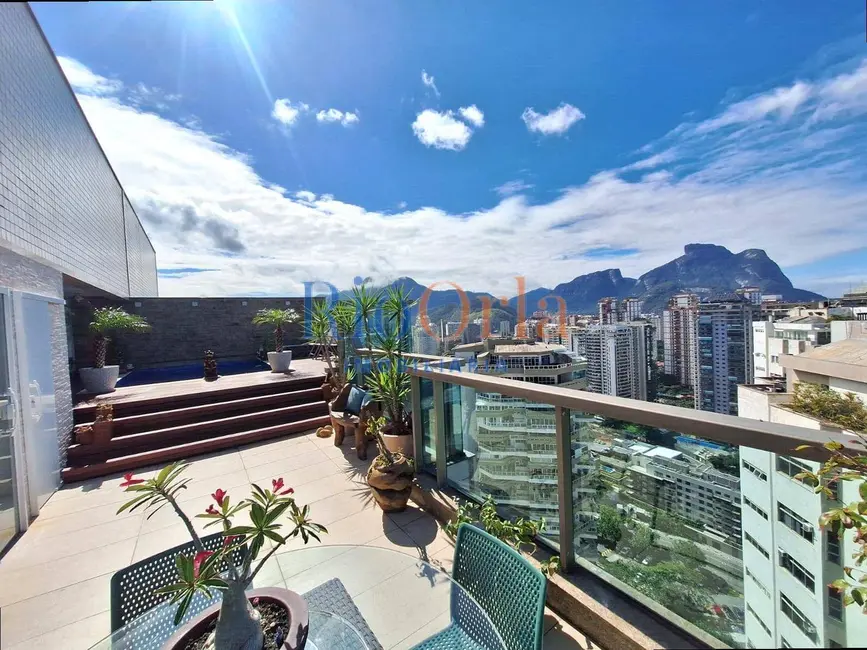 Cobertura com 4 quartos à venda, 308m2 em Barra da Tijuca, Rio De Janeiro - RJ - imagem 9 Foto 9 de Cobertura com 4 quartos à venda, 308m2 em Barra da Tijuca, Rio De Janeiro - RJ