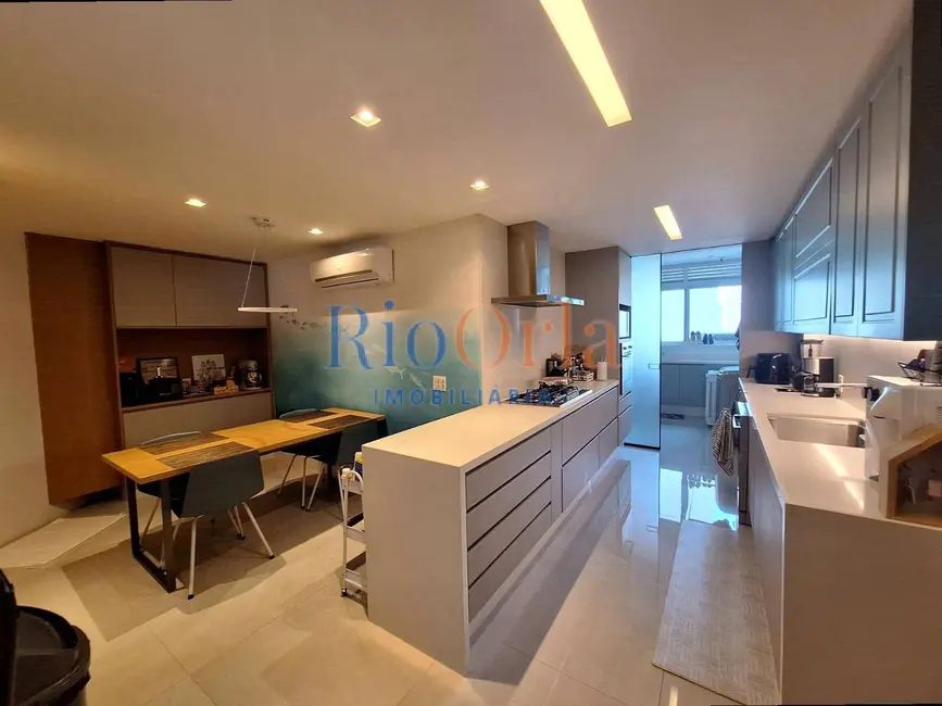 Apartamento com 4 quartos à venda, 300m2 em Barra da Tijuca, Rio De Janeiro - RJ - imagem 5 Foto 5 de Apartamento com 4 quartos à venda, 300m2 em Barra da Tijuca, Rio De Janeiro - RJ