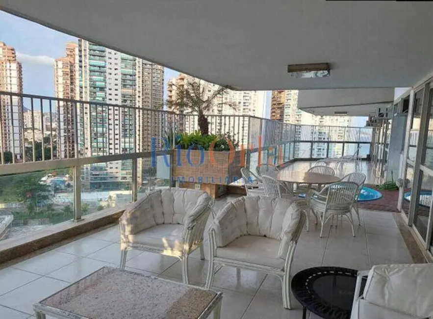 Foto 1 de Apartamento com 4 quartos à venda, 300m2 em Barra da Tijuca, Rio De Janeiro - RJ