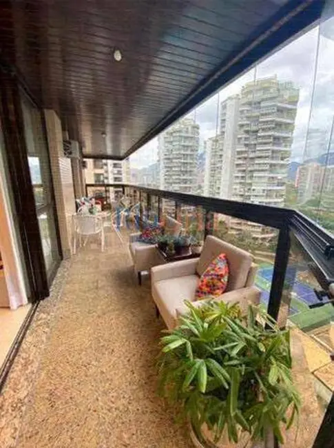 Foto 2 de Apartamento com 3 quartos à venda, 160m2 em Barra da Tijuca, Rio De Janeiro - RJ