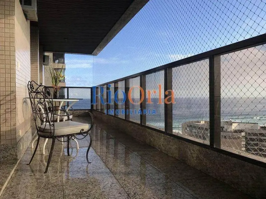 Foto 2 de Apartamento com 4 quartos à venda, 165m2 em Barra da Tijuca, Rio De Janeiro - RJ