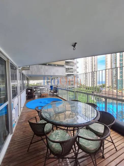 Foto 3 de Apartamento com 3 quartos à venda, 220m2 em Barra da Tijuca, Rio De Janeiro - RJ