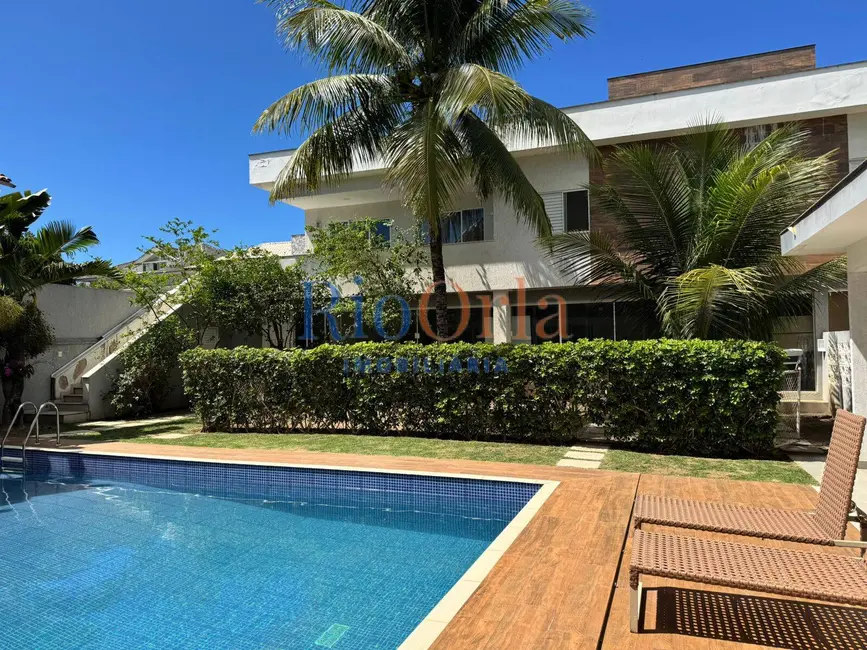 Casa de Condomínio com 4 quartos à venda, 675m2 em Barra da Tijuca, Rio De Janeiro - RJ - imagem 3 Foto 3 de Casa de Condomínio com 4 quartos à venda, 675m2 em Barra da Tijuca, Rio De Janeiro - RJ