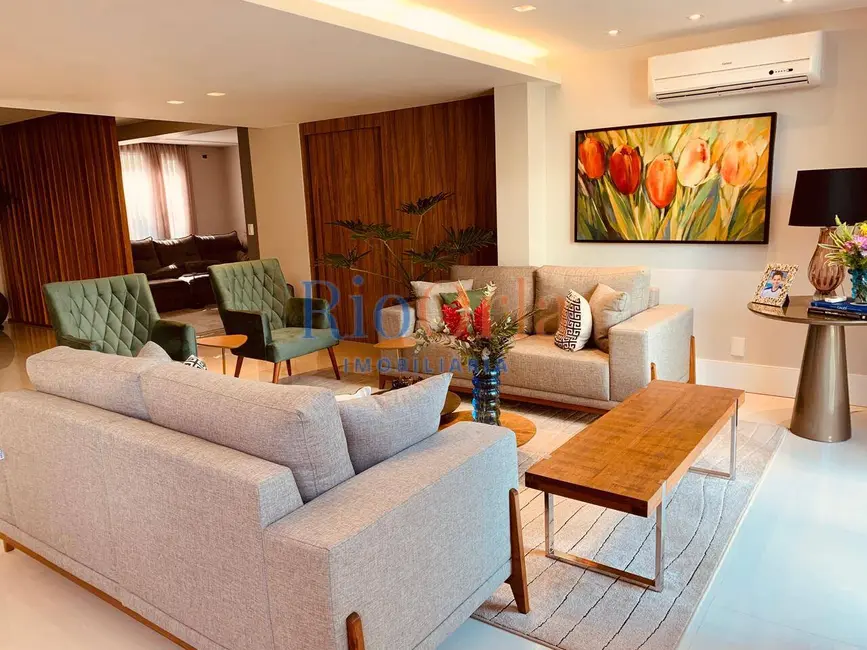 Casa de Condomínio com 4 quartos à venda, 675m2 em Barra da Tijuca, Rio De Janeiro - RJ - imagem 8 Foto 8 de Casa de Condomínio com 4 quartos à venda, 675m2 em Barra da Tijuca, Rio De Janeiro - RJ