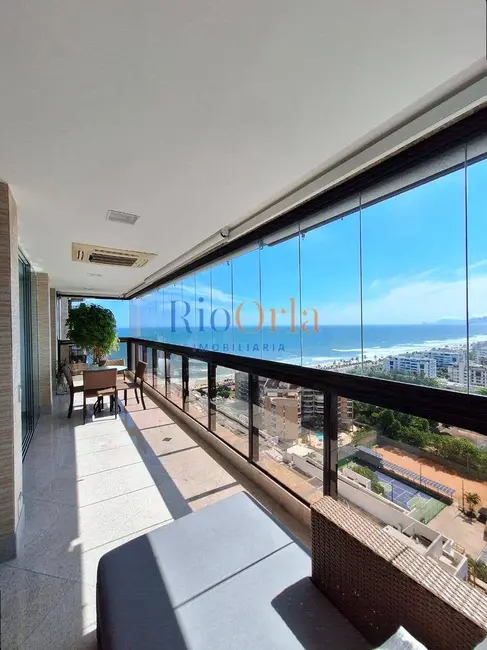 Apartamento com 4 quartos à venda, 177m2 em Barra da Tijuca, Rio De Janeiro - RJ - imagem 5 Foto 5 de Apartamento com 4 quartos à venda, 177m2 em Barra da Tijuca, Rio De Janeiro - RJ