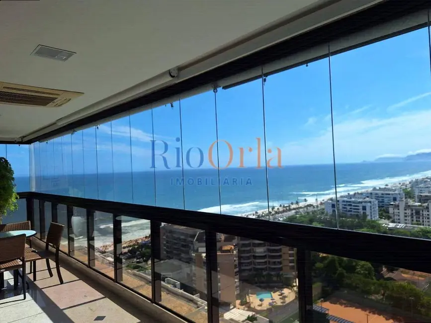 Apartamento com 4 quartos à venda, 177m2 em Barra da Tijuca, Rio De Janeiro - RJ - imagem 3 Foto 3 de Apartamento com 4 quartos à venda, 177m2 em Barra da Tijuca, Rio De Janeiro - RJ