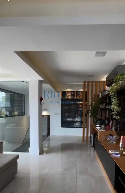 Cobertura com 4 quartos à venda e para alugar, 220m2 em Barra da Tijuca, Rio De Janeiro - RJ - imagem 6 Foto 6 de Cobertura com 4 quartos à venda e para alugar, 220m2 em Barra da Tijuca, Rio De Janeiro - RJ