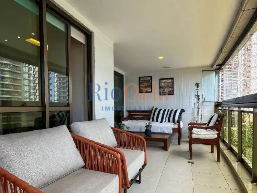 Foto 3 de Apartamento com 3 quartos à venda, 140m2 em Barra da Tijuca, Rio De Janeiro - RJ