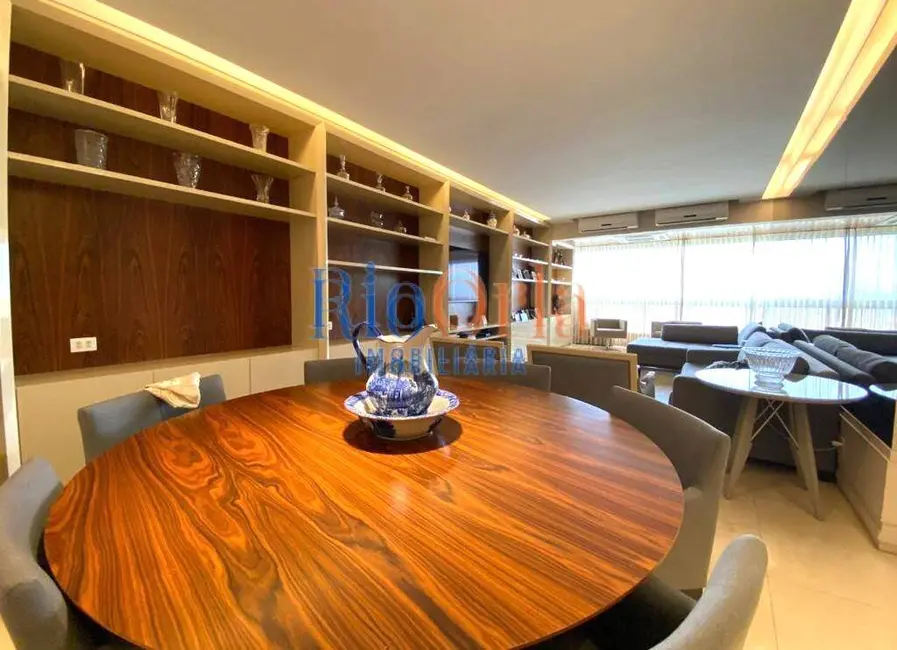 Foto 1 de Apartamento com 4 quartos à venda, 166m2 em Barra da Tijuca, Rio De Janeiro - RJ