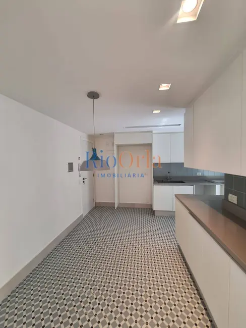 Foto 6 de Apartamento com 4 quartos à venda, 150m2 em Barra da Tijuca, Rio De Janeiro - RJ
