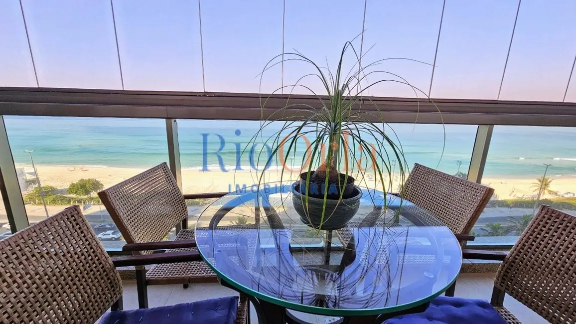 Apartamento com 4 quartos à venda, 261m2 em Barra da Tijuca, Rio De Janeiro - RJ - imagem 1 Foto 1 de Apartamento com 4 quartos à venda, 261m2 em Barra da Tijuca, Rio De Janeiro - RJ