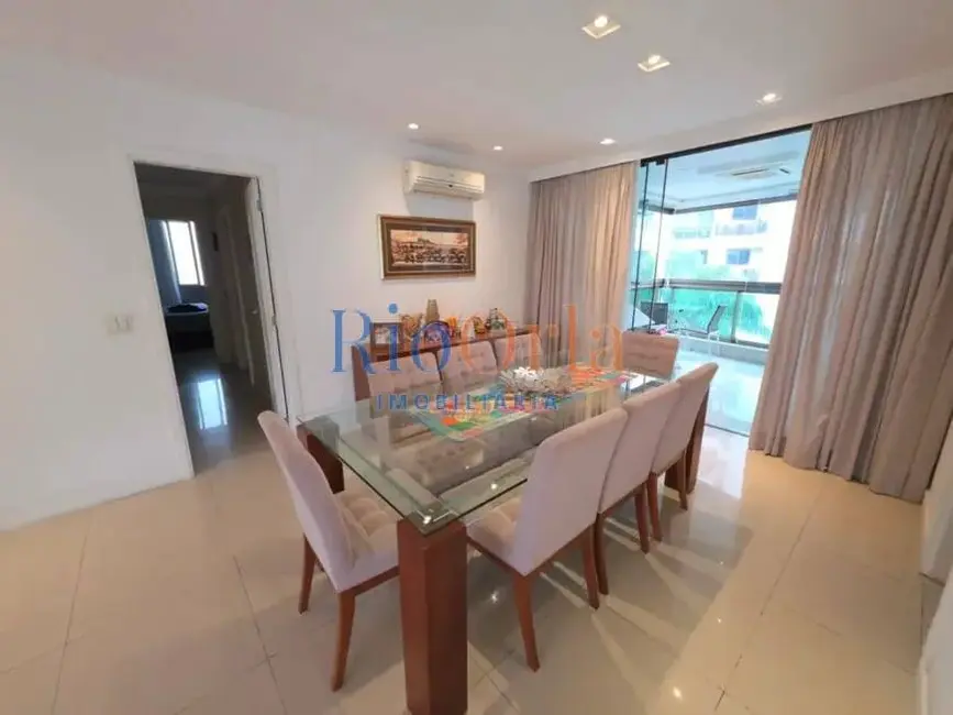 Apartamento com 4 quartos à venda, 256m2 em Barra da Tijuca, Rio De Janeiro - RJ - imagem 8 Foto 8 de Apartamento com 4 quartos à venda, 256m2 em Barra da Tijuca, Rio De Janeiro - RJ