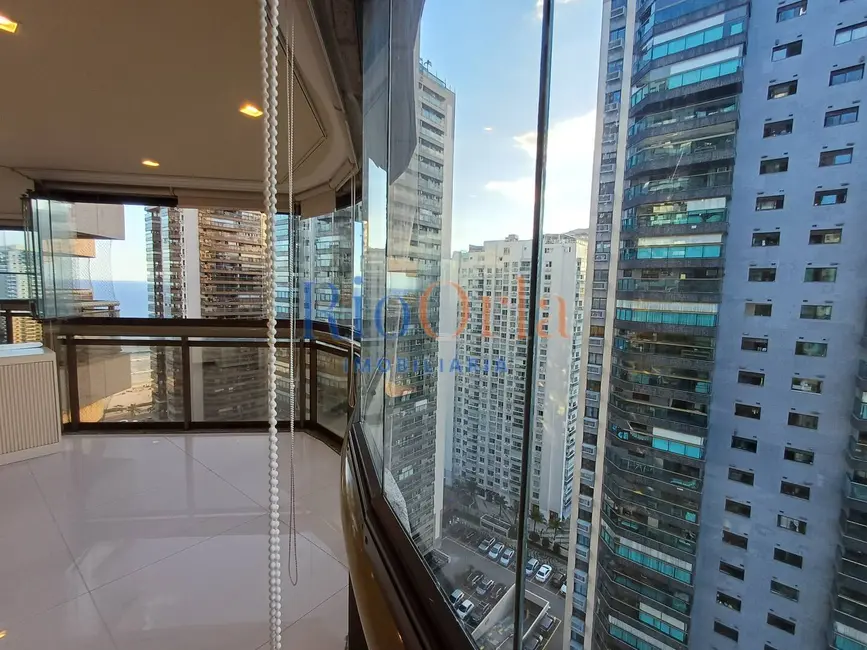 Foto 2 de Apartamento com 3 quartos à venda, 120m2 em Barra da Tijuca, Rio De Janeiro - RJ