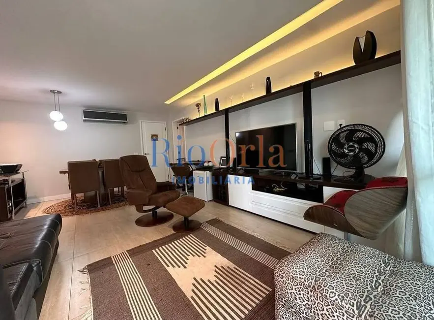 Foto 2 de Apartamento com 4 quartos à venda, 139m2 em Barra da Tijuca, Rio De Janeiro - RJ