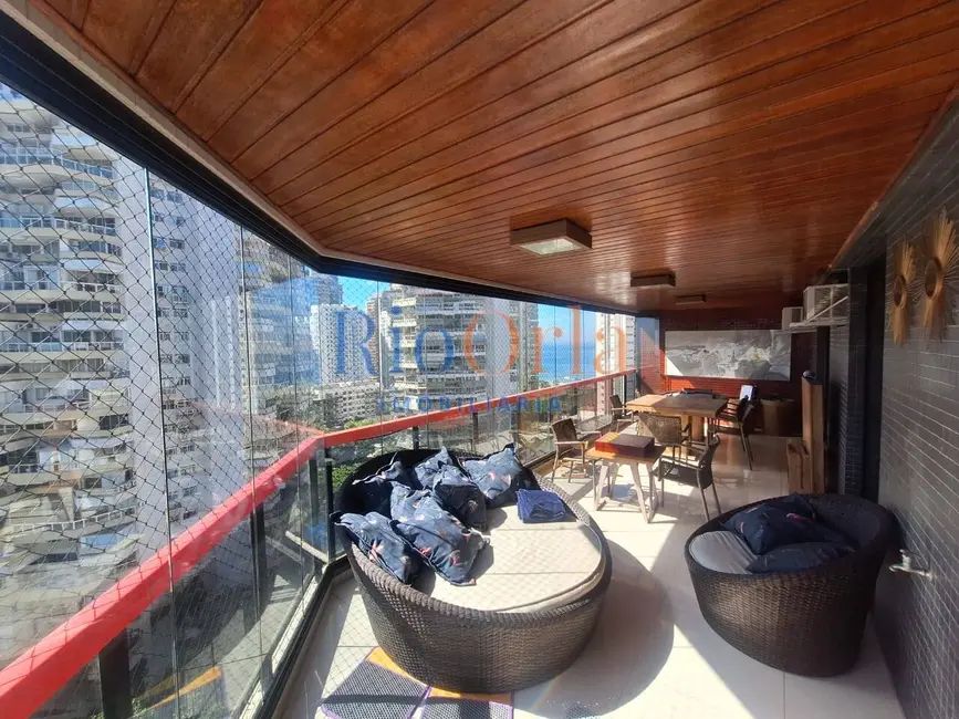 Foto 2 de Apartamento com 3 quartos à venda, 127m2 em Barra da Tijuca, Rio De Janeiro - RJ