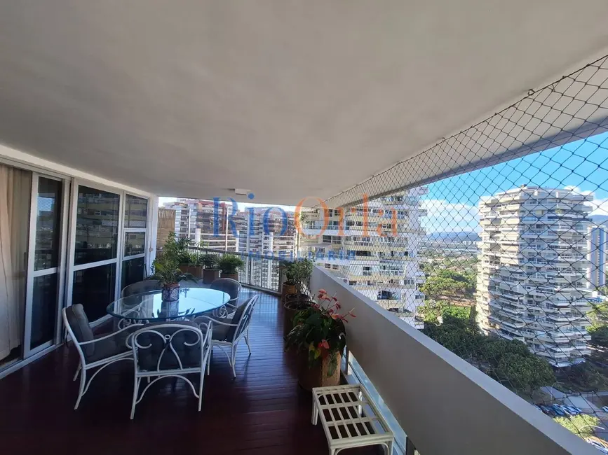 Apartamento com 4 quartos à venda, 300m2 em Barra da Tijuca, Rio De Janeiro - RJ - imagem 3 Foto 3 de Apartamento com 4 quartos à venda, 300m2 em Barra da Tijuca, Rio De Janeiro - RJ