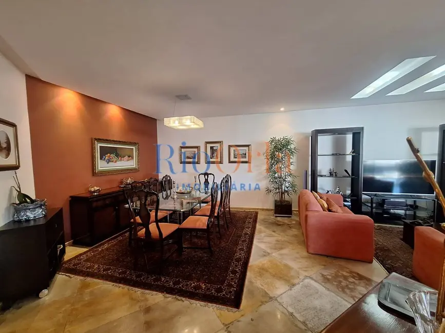 Apartamento com 4 quartos à venda, 300m2 em Barra da Tijuca, Rio De Janeiro - RJ - imagem 6 Foto 6 de Apartamento com 4 quartos à venda, 300m2 em Barra da Tijuca, Rio De Janeiro - RJ