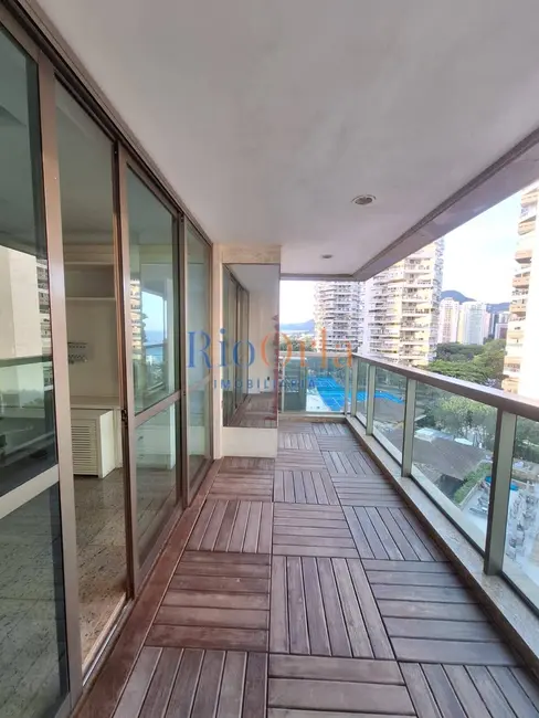 Foto 4 de Apartamento com 4 quartos à venda, 166m2 em Barra da Tijuca, Rio De Janeiro - RJ