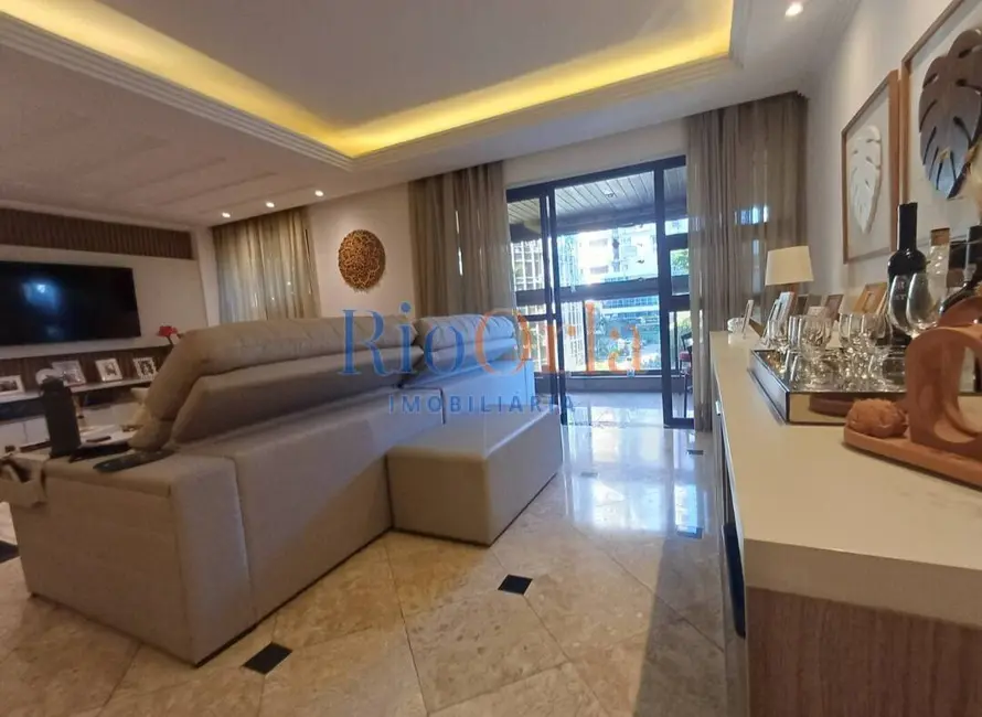 Foto 2 de Apartamento com 4 quartos à venda, 158m2 em Barra da Tijuca, Rio De Janeiro - RJ
