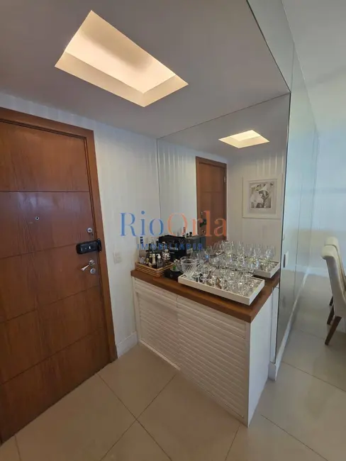 Foto 6 de Apartamento com 4 quartos para alugar, 137m2 em Barra da Tijuca, Rio De Janeiro - RJ