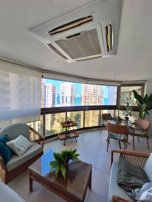 Foto 3 de Apartamento com 4 quartos à venda, 139m2 em Barra da Tijuca, Rio De Janeiro - RJ