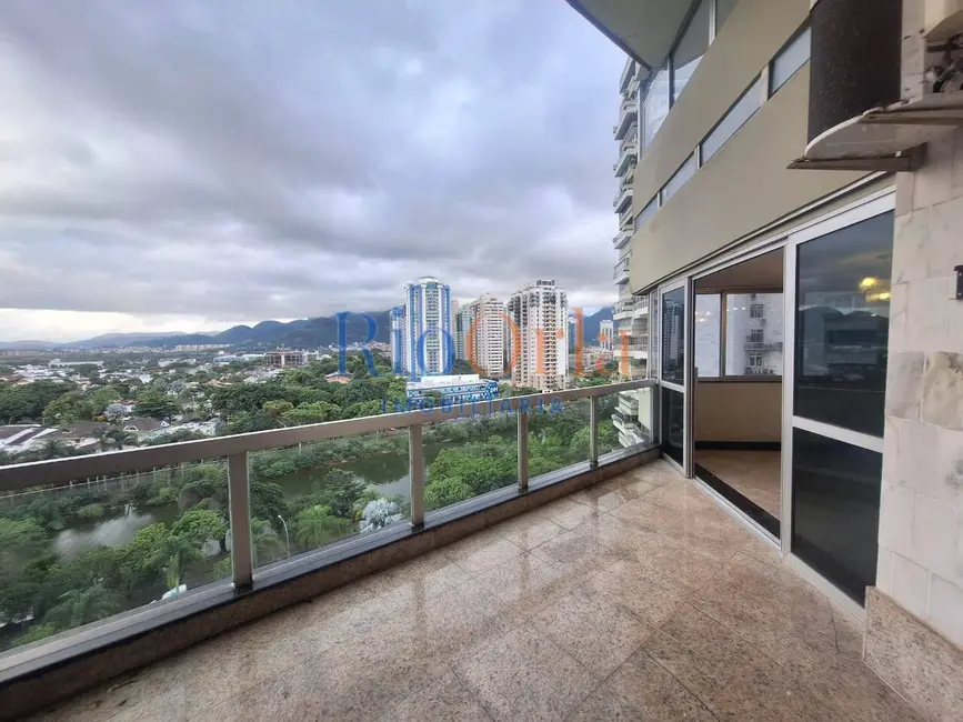 Apartamento com 3 quartos à venda, 200m2 em Barra da Tijuca, Rio De Janeiro - RJ - imagem 8 Foto 8 de Apartamento com 3 quartos à venda, 200m2 em Barra da Tijuca, Rio De Janeiro - RJ