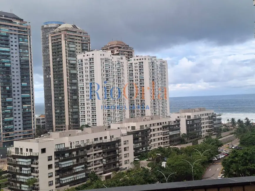 Apartamento com 3 quartos à venda, 200m2 em Barra da Tijuca, Rio De Janeiro - RJ - imagem 1 Foto 1 de Apartamento com 3 quartos à venda, 200m2 em Barra da Tijuca, Rio De Janeiro - RJ
