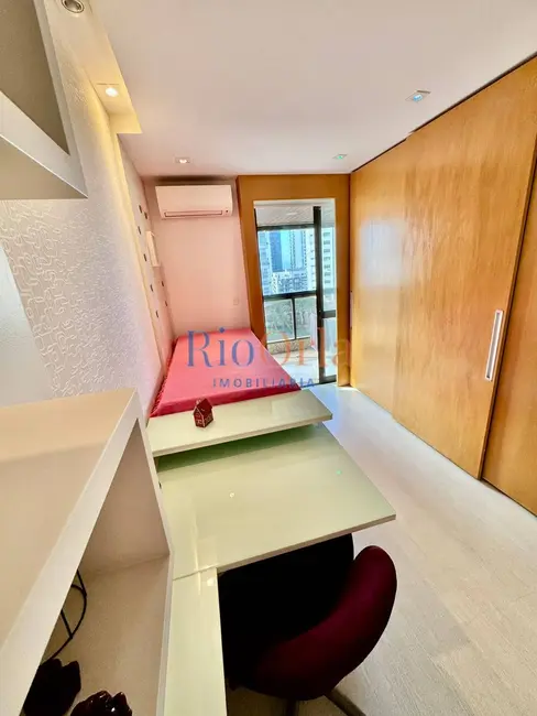 Apartamento com 3 quartos para alugar, 160m2 em Barra da Tijuca, Rio De Janeiro - RJ - imagem 8 Foto 8 de Apartamento com 3 quartos para alugar, 160m2 em Barra da Tijuca, Rio De Janeiro - RJ