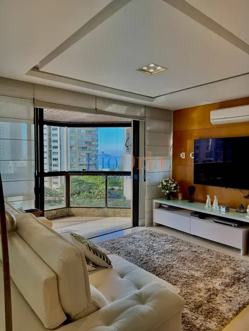 Apartamento com 3 quartos para alugar, 160m2 em Barra da Tijuca, Rio De Janeiro - RJ - imagem 4 Foto 4 de Apartamento com 3 quartos para alugar, 160m2 em Barra da Tijuca, Rio De Janeiro - RJ