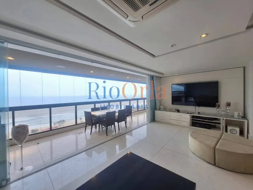 Apartamento com 4 quartos à venda, 220m2 em Barra da Tijuca, Rio De Janeiro - RJ - imagem 9 Foto 9 de Apartamento com 4 quartos à venda, 220m2 em Barra da Tijuca, Rio De Janeiro - RJ