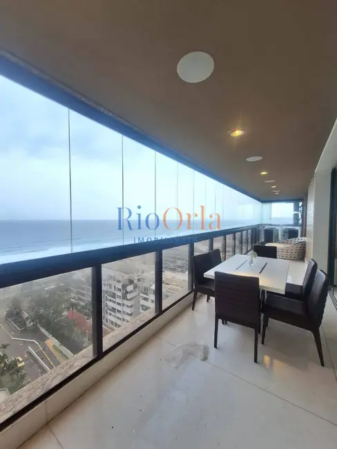 Apartamento com 4 quartos à venda, 220m2 em Barra da Tijuca, Rio De Janeiro - RJ - imagem 1 Foto 1 de Apartamento com 4 quartos à venda, 220m2 em Barra da Tijuca, Rio De Janeiro - RJ