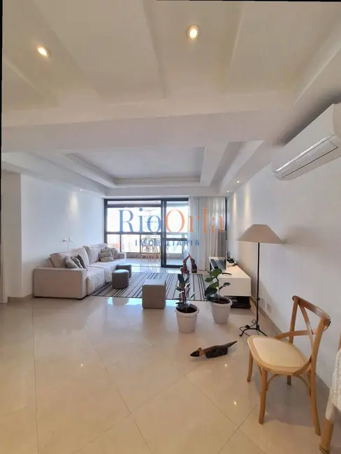 Apartamento com 3 quartos à venda, 148m2 em Barra da Tijuca, Rio De Janeiro - RJ - imagem 8 Foto 8 de Apartamento com 3 quartos à venda, 148m2 em Barra da Tijuca, Rio De Janeiro - RJ