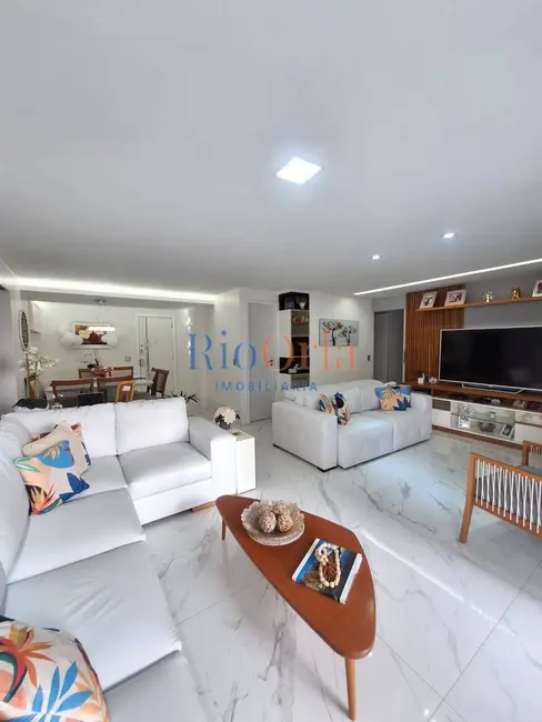 Apartamento com 4 quartos à venda, 145m2 em Barra da Tijuca, Rio De Janeiro - RJ - imagem 9 Foto 9 de Apartamento com 4 quartos à venda, 145m2 em Barra da Tijuca, Rio De Janeiro - RJ