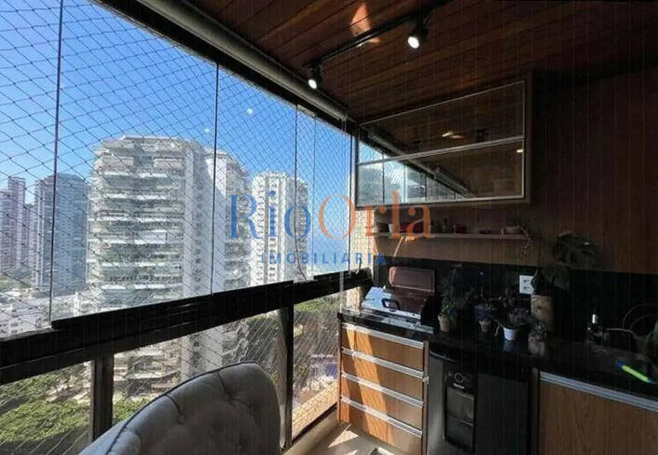 Apartamento com 3 quartos à venda, 158m2 em Barra da Tijuca, Rio De Janeiro - RJ - imagem 8 Foto 8 de Apartamento com 3 quartos à venda, 158m2 em Barra da Tijuca, Rio De Janeiro - RJ