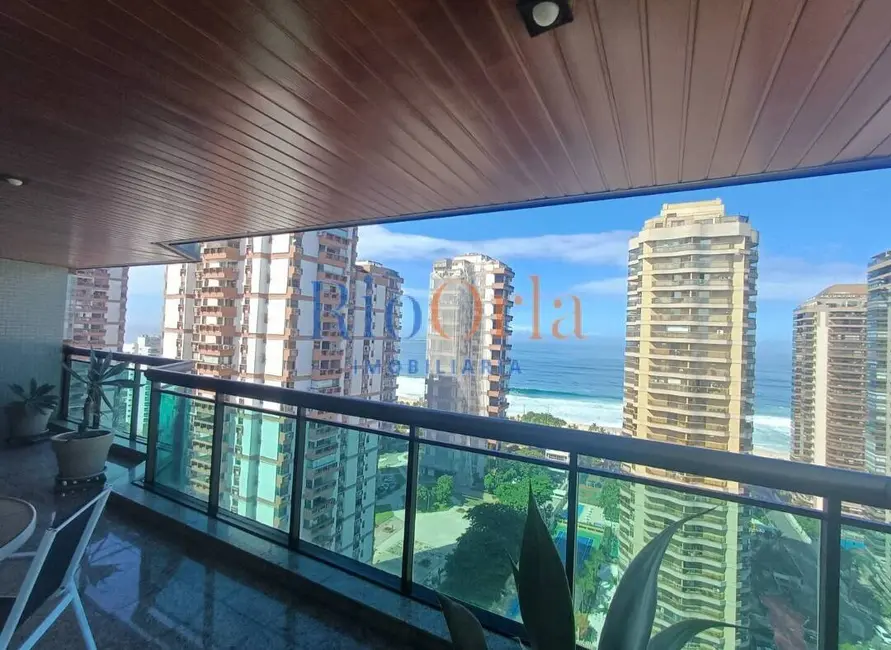 Apartamento com 4 quartos à venda, 161m2 em Barra da Tijuca, Rio De Janeiro - RJ - imagem 2 Foto 2 de Apartamento com 4 quartos à venda, 161m2 em Barra da Tijuca, Rio De Janeiro - RJ
