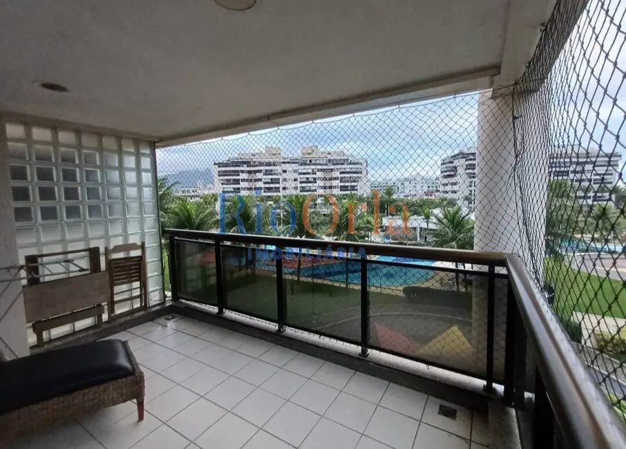 Apartamento com 3 quartos à venda, 126m2 em Barra da Tijuca, Rio De Janeiro - RJ - imagem 2 Foto 2 de Apartamento com 3 quartos à venda, 126m2 em Barra da Tijuca, Rio De Janeiro - RJ