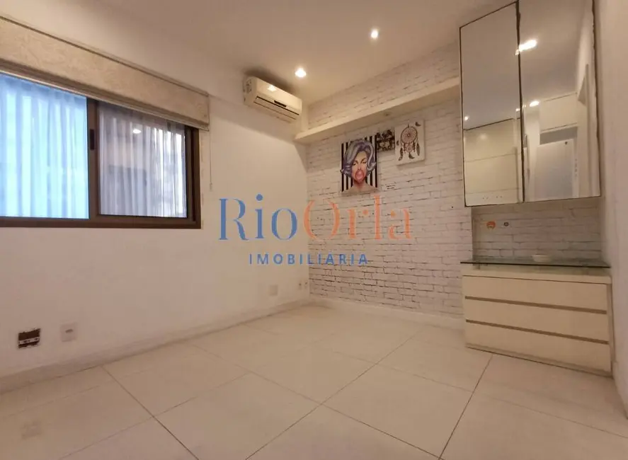 Apartamento com 3 quartos à venda, 121m2 em Barra da Tijuca, Rio De Janeiro - RJ - imagem 9 Foto 9 de Apartamento com 3 quartos à venda, 121m2 em Barra da Tijuca, Rio De Janeiro - RJ