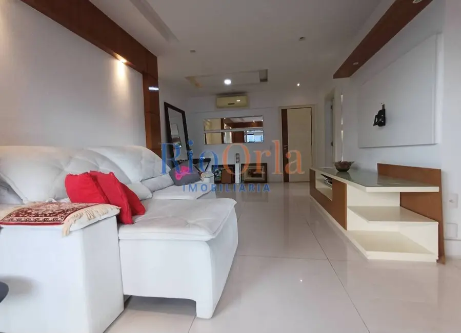 Apartamento com 3 quartos à venda, 121m2 em Barra da Tijuca, Rio De Janeiro - RJ - imagem 6 Foto 6 de Apartamento com 3 quartos à venda, 121m2 em Barra da Tijuca, Rio De Janeiro - RJ
