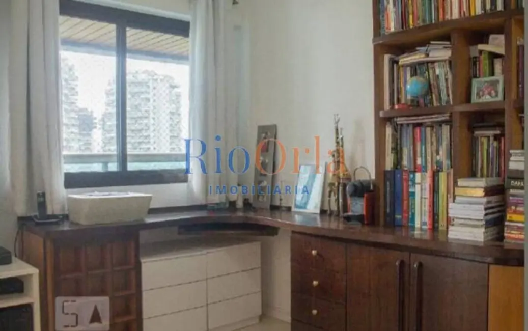 Apartamento com 4 quartos à venda, 149m2 em Barra da Tijuca, Rio De Janeiro - RJ - imagem 9 Foto 9 de Apartamento com 4 quartos à venda, 149m2 em Barra da Tijuca, Rio De Janeiro - RJ