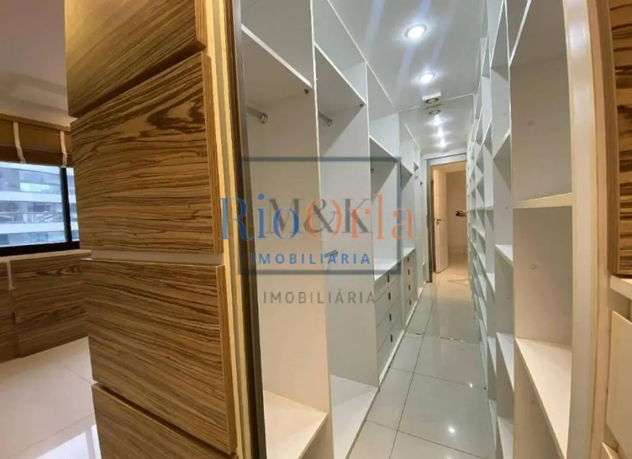 Apartamento com 4 quartos à venda, 161m2 em Barra da Tijuca, Rio De Janeiro - RJ - imagem 9 Foto 9 de Apartamento com 4 quartos à venda, 161m2 em Barra da Tijuca, Rio De Janeiro - RJ