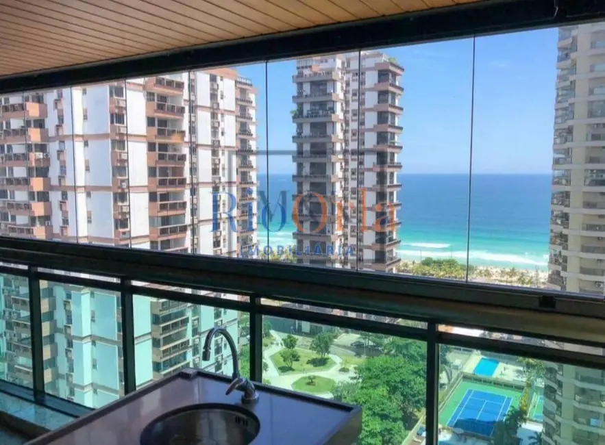 Apartamento com 4 quartos à venda, 161m2 em Barra da Tijuca, Rio De Janeiro - RJ - imagem 1 Foto 1 de Apartamento com 4 quartos à venda, 161m2 em Barra da Tijuca, Rio De Janeiro - RJ