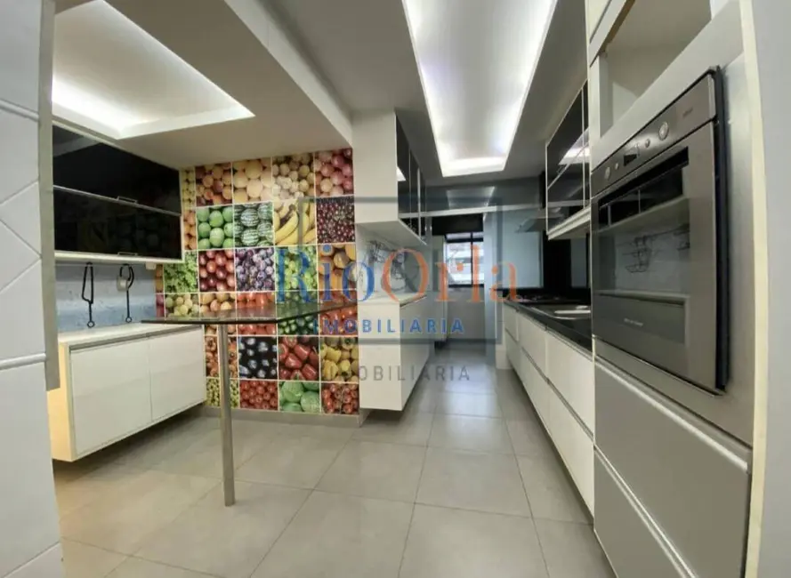 Apartamento com 4 quartos à venda, 161m2 em Barra da Tijuca, Rio De Janeiro - RJ - imagem 6 Foto 6 de Apartamento com 4 quartos à venda, 161m2 em Barra da Tijuca, Rio De Janeiro - RJ