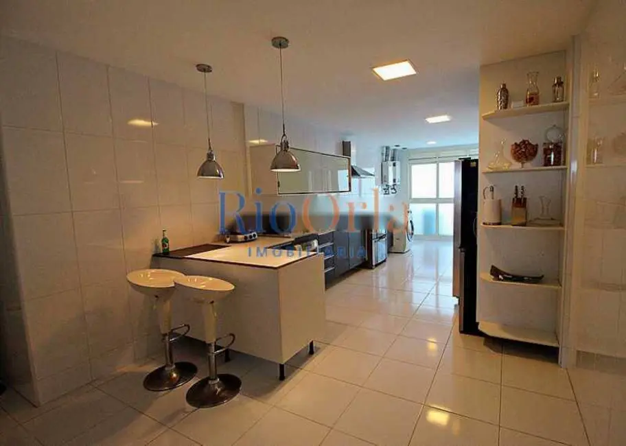 Apartamento com 4 quartos à venda, 288m2 em Barra da Tijuca, Rio De Janeiro - RJ - imagem 5 Foto 5 de Apartamento com 4 quartos à venda, 288m2 em Barra da Tijuca, Rio De Janeiro - RJ