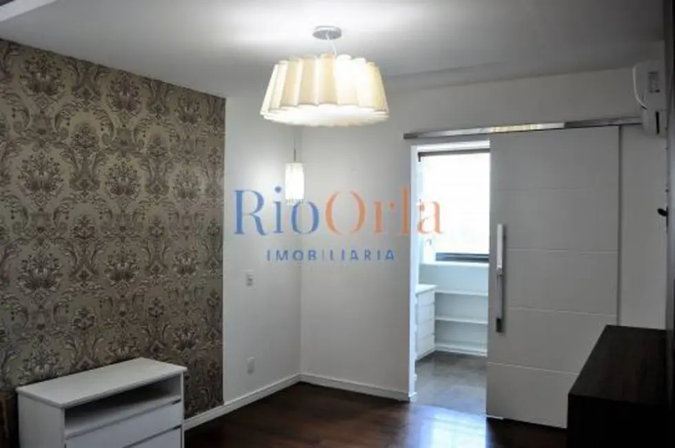 Apartamento com 4 quartos à venda, 215m2 em Barra da Tijuca, Rio De Janeiro - RJ - imagem 6 Foto 6 de Apartamento com 4 quartos à venda, 215m2 em Barra da Tijuca, Rio De Janeiro - RJ