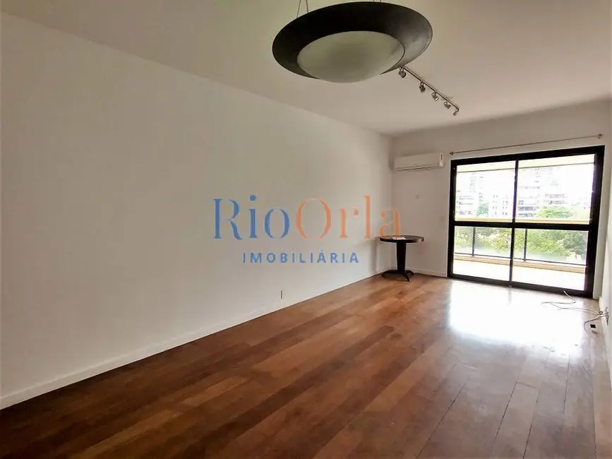 Apartamento com 3 quartos à venda, 130m2 em Barra da Tijuca, Rio De Janeiro - RJ - imagem 3 Foto 3 de Apartamento com 3 quartos à venda, 130m2 em Barra da Tijuca, Rio De Janeiro - RJ