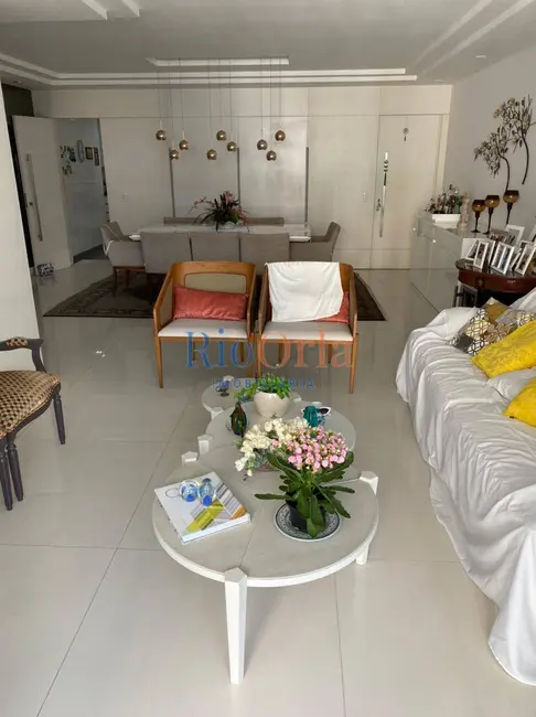 Foto 3 de Apartamento com 4 quartos à venda, 168m2 em Barra da Tijuca, Rio De Janeiro - RJ
