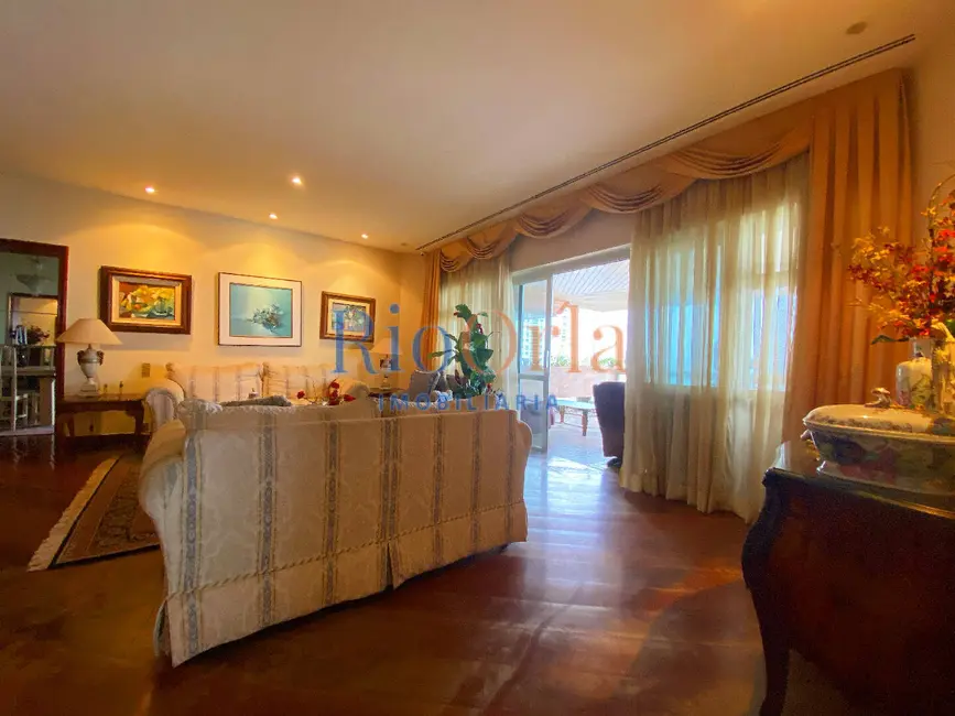 Apartamento com 4 quartos à venda, 401m2 em Barra da Tijuca, Rio De Janeiro - RJ - imagem 9 Foto 9 de Apartamento com 4 quartos à venda, 401m2 em Barra da Tijuca, Rio De Janeiro - RJ
