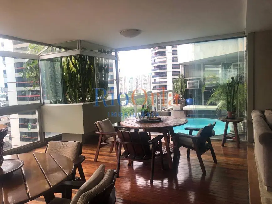 Foto 4 de Apartamento com 3 quartos à venda, 220m2 em Barra da Tijuca, Rio De Janeiro - RJ